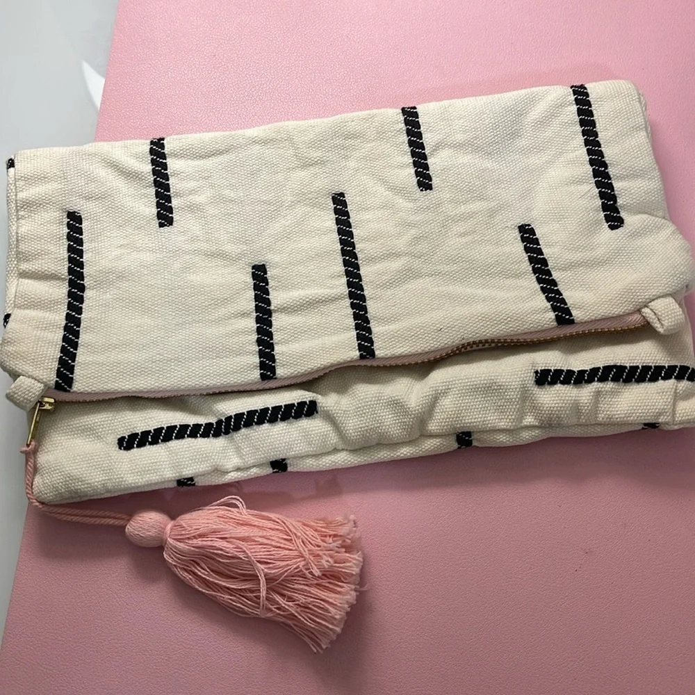 Tribe Alive convertible clutch